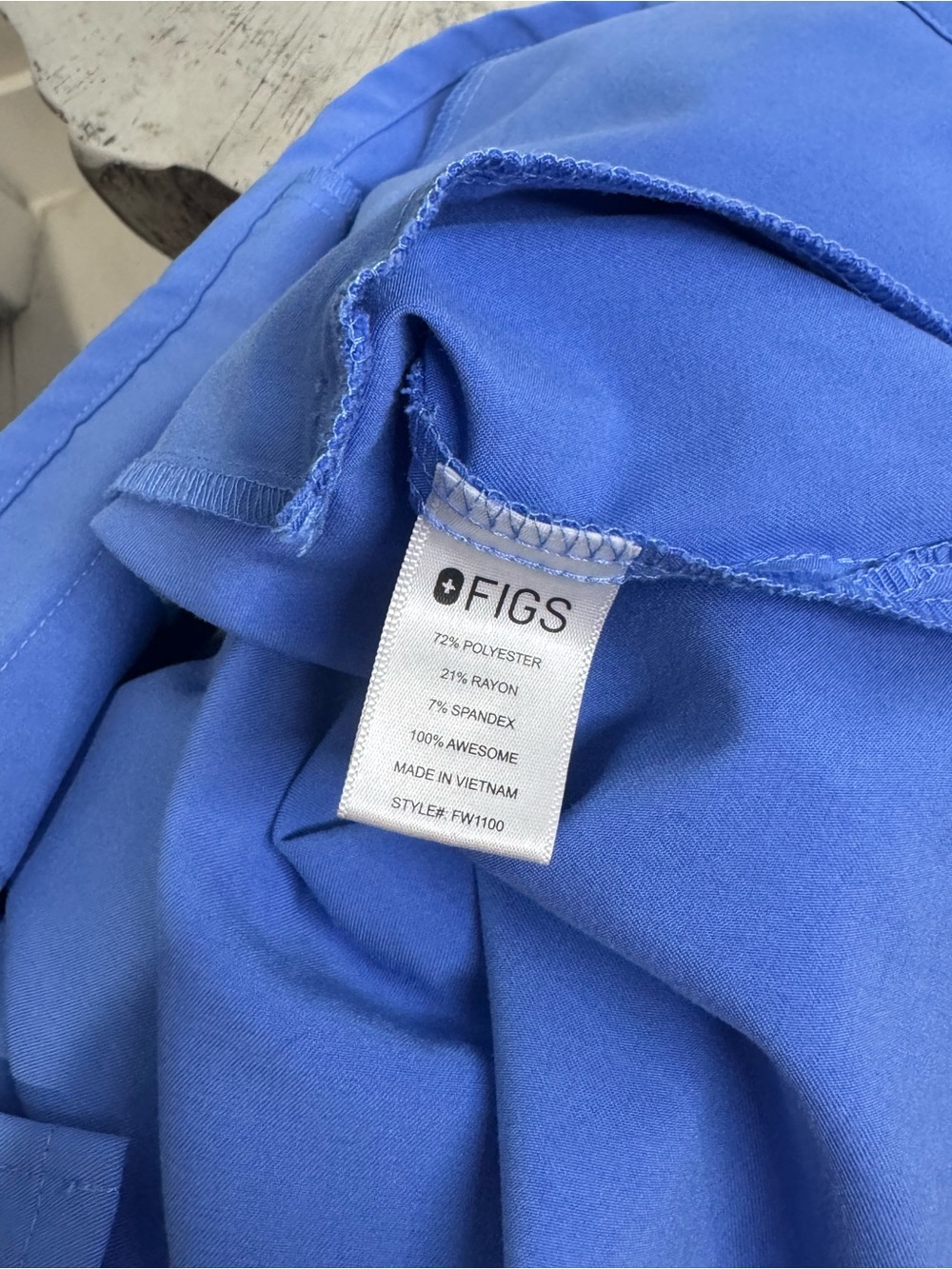 FIGS CASMA SCRUB TOP. Blue. Small. No flaws noted! - Picture 6 of 6